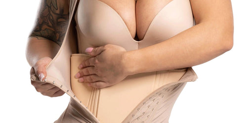 Detalle de costuras broches y paneles de una faja colombiana