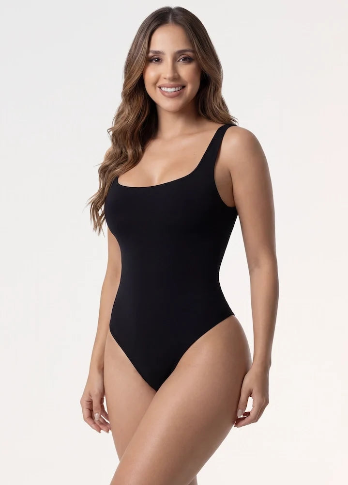 Body tanga negro Salomé 5002 con tirantes anchos y escote cuadrado