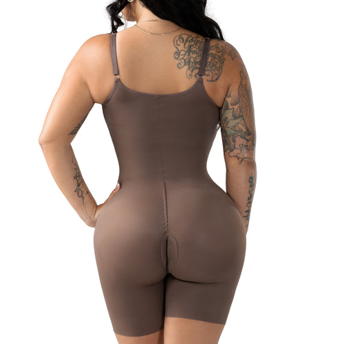 Snatched DQ01D5 | Bodysuit Moldeador Suave con Copas Integradas. Largo Medio Muslo. Uso Diario. Sin Brasier