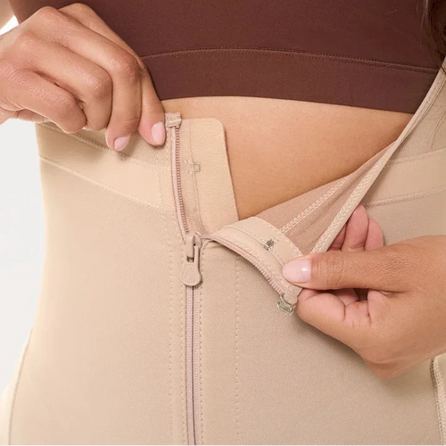 Fajas Salomé 62166 | Faja Short de Compresión Fuerte con Espalda Alta Control Abdomen, Moldeo de Muslos y Efecto Levanta Cola • Stage 2 Postquirúrgica