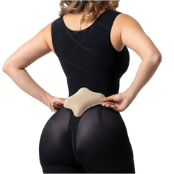 Tabla lumbar para BBL Salomé 2506 sostenida en la zona lumbar posterior.